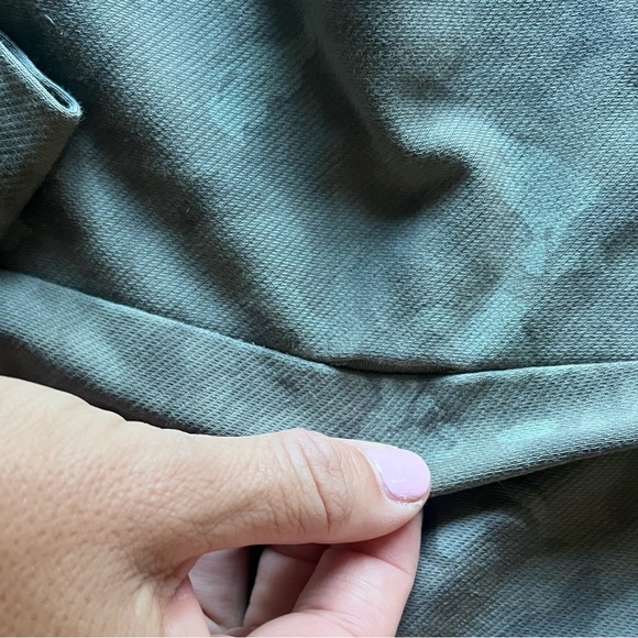 Athleta Green Camouflage Crop Hoodie - Picture 6 of 7